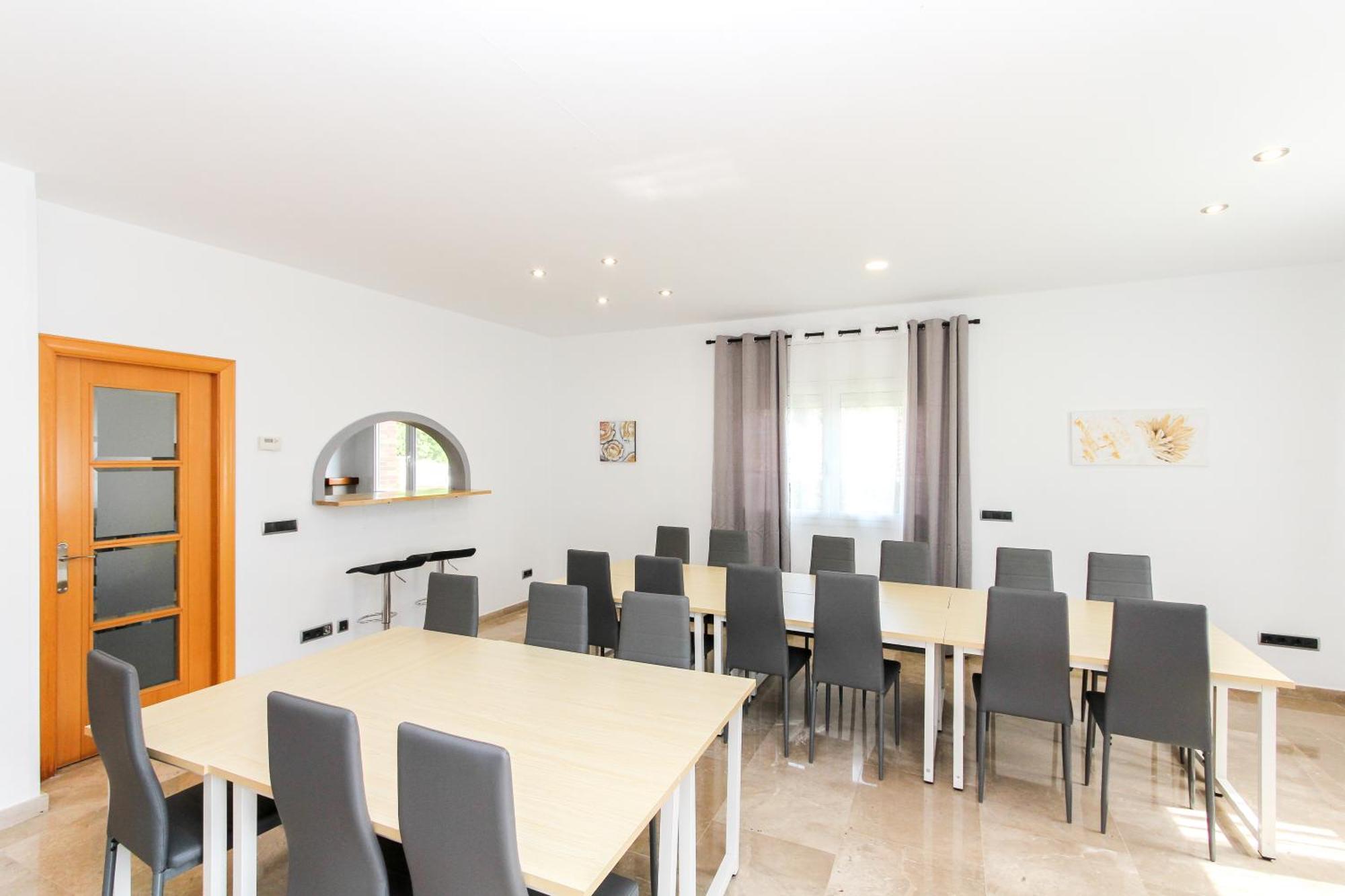 Villa Serena يوريت دي مار المظهر الخارجي الصورة