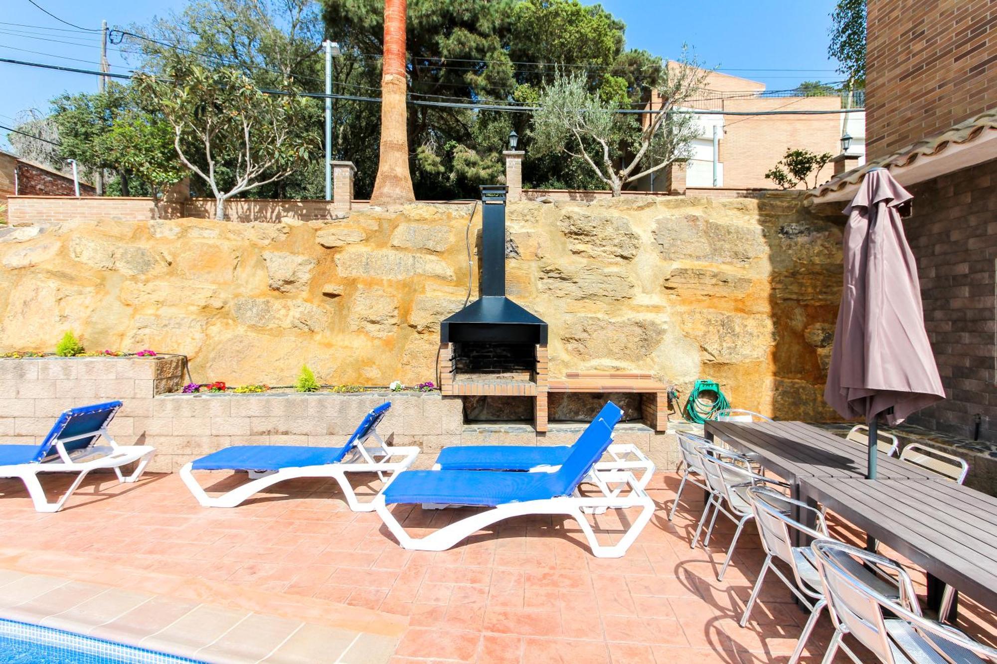Villa Serena يوريت دي مار المظهر الخارجي الصورة